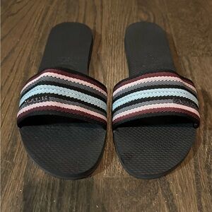 Havaianas Women’s Slide Sandals. Size 9/10.